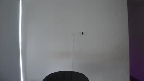 Snapshot of _vahos chatting on 12-13-24, 08:58 Anastasia Vahos online show from 12-13-24, 08:58