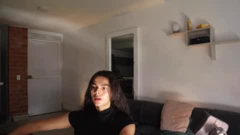 Snapshot of _vahos chatting on 10-05-25, 05:11 Anastasia Vahos online show from 10-05-25, 05:11