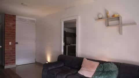 Snapshot of _vahos chatting on 10-19-25, 05:13 Anastasia Vahos online show from 10-19-25, 05:13