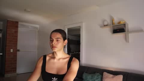 Snapshot of _vahos chatting on 10-23-25, 05:33 Anastasia Vahos online show from 10-23-25, 05:33