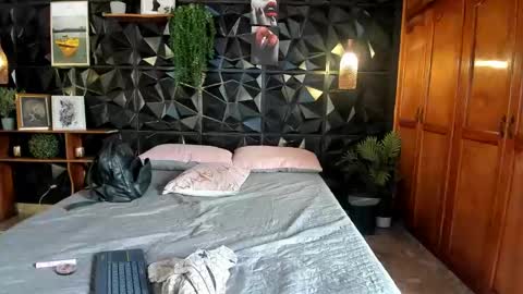 _valentina_69 online show from 09-24-25, 02:53