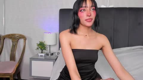Snapshot of _valuu chatting on 01-11-25, 06:12 Valuu online show from 01-11-25, 06:12