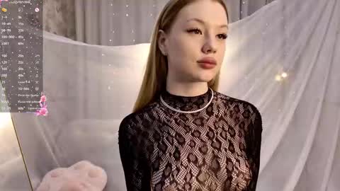 Snapshot of _velvetvip_ chatting on 03-27-26, 02:50 Eva online show from 03-27-26, 02:50