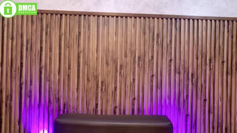 Veronica online show from 04-18-26, 02:10