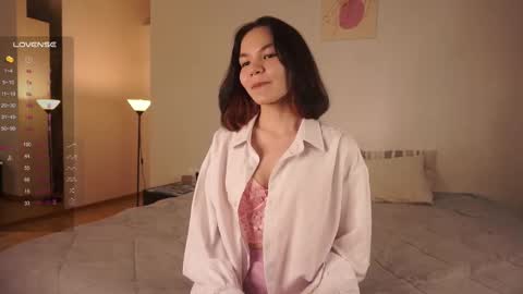 Viola online show from 02-23-25, 06:12