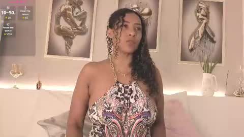 Snapshot of _victoria_hills chatting on 07-01-26, 12:29 Victoria online show from 07-01-26, 12:29