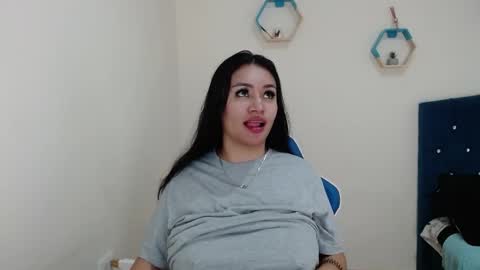 Victoria online show from 03-12-25, 03:02