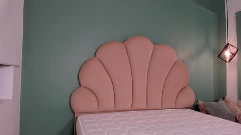  Vix  online show from 12-16-24, 07:37