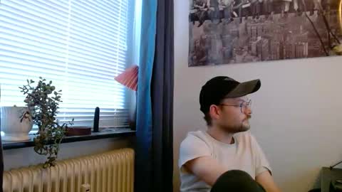 _whoisthatguy_ online show from 10-21-25, 02:51