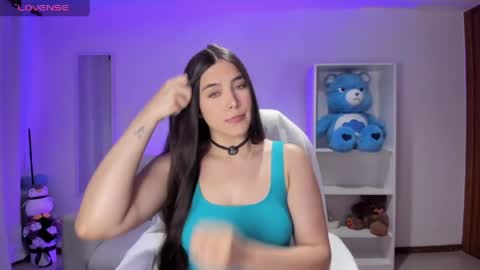 Snapshot of _wtdreamgirl chatting on 05-09-26, 10:53 Luisa online show from 05-09-26, 10:53