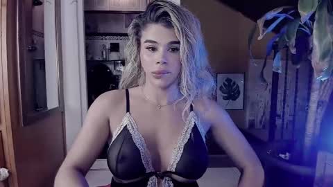 Nadien online show from 02-28-25, 01:58