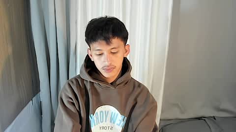 Snapshot of _xxhavefunwithme69_ chatting on 05-24-26, 01:27 Andrei online show from 05-24-26, 01:27