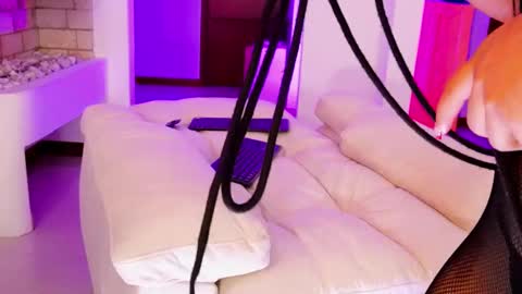 Snapshot of _your_little_nut chatting on 02-02-25, 12:46 Macca and Ana online show from 02-02-25, 12:46