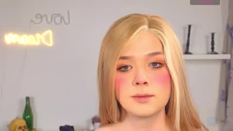 LITTLE FOX online show from 10-18-25, 11:55