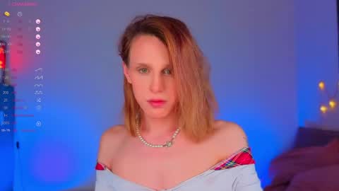 Snapshot of _yourfoxy_ chatting on 04-28-26, 08:36 LITTLE FOX online show from 04-28-26, 08:36