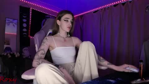 Roxy online show from 04-19-26, 08:57