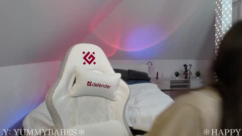 Snapshot of _yummybabes_ chatting on 01-23-25, 02:50 Nicole Thomas Dave online show from 01-23-25, 02:50