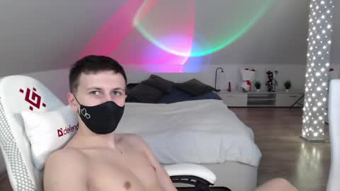 Snapshot of _yummybabes_ chatting on 03-12-25, 03:18 Nicole Thomas Dave online show from 03-12-25, 03:18