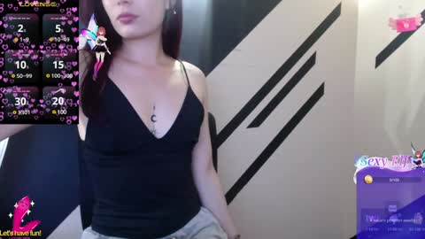 Snapshot of _yuyi chatting on 01-15-25, 02:27 Yuyi online show from 01-15-25, 02:27