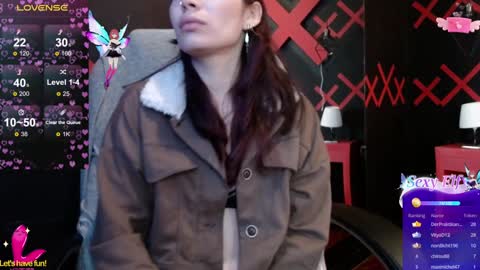 Snapshot of _yuyi chatting on 01-31-25, 02:49 Yuyi online show from 01-31-25, 02:49