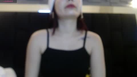 Snapshot of _yuyi chatting on 09-14-25, 12:59 Yuyi online show from 09-14-25, 12:59