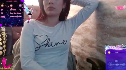 Snapshot of _yuyi chatting on 02-10-26, 11:42 Yuyi online show from 02-10-26, 11:42