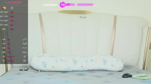 Snapshot of _zizi_ chatting on 10-10-25, 01:15 _zizi_ online show from 10-10-25, 01:15