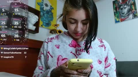 Zoe  online show from 02-25-25, 01:06