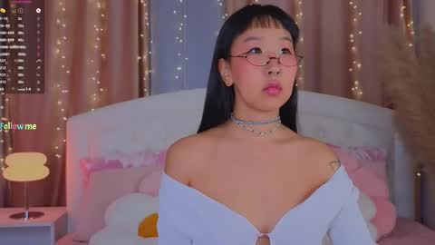 Snapshot of a1ly chatting on 02-23-25, 03:40 Ally online show from 02-23-25, 03:40