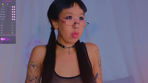 Snapshot of a1ly chatting on 11-13-25, 03:00 Ally online show from 11-13-25, 03:00