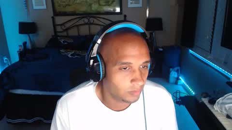 Snapshot of a4orce chatting on 05-09-26, 01:55 a4orce online show from 05-09-26, 01:55