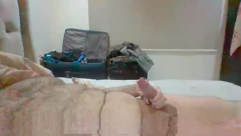 Big Dave online show from 10-31-25, 01:34