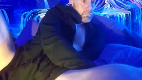 Snapshot of a_bad_guy_duh chatting on 02-07-26, 09:13 a_bad_guy_duh online show from 02-07-26, 09:13