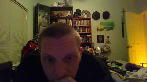 A Bored Dragon online show from 03-05-25, 03:18