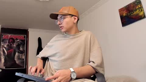 alejo online show from 12-25-24, 03:50