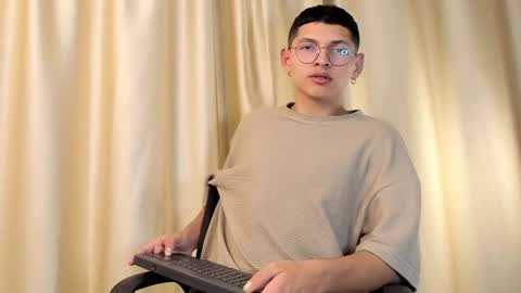 alejo online show from 01-15-25, 04:04