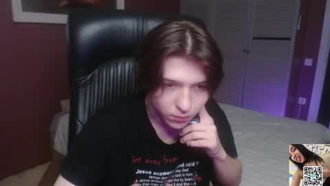 Snapshot of a_s_m_ chatting on 12-15-25, 04:44 Kris Michael online show from 12-15-25, 04:44