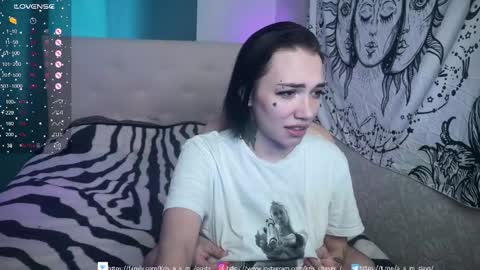 Snapshot of a_s_m_ chatting on 01-16-26, 09:46 Kris Michael online show from 01-16-26, 09:46