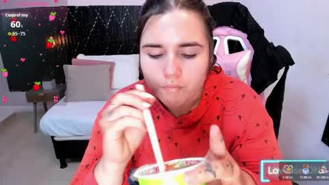 Snapshot of aabby_lee chatting on 09-29-25, 07:19 Abby Lee online show from 09-29-25, 07:19