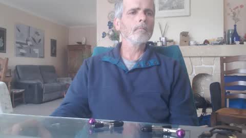 Snapshot of aalex1717 chatting on 05-11-26, 03:51 Aalex1717 online show from 05-11-26, 03:51