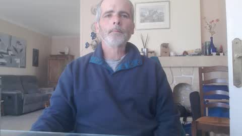 Snapshot of aalex1717 chatting on 05-12-26, 09:28 Aalex1717 online show from 05-12-26, 09:28