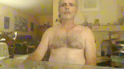 Snapshot of aalex1717 chatting on 06-17-26, 10:54 Aalex1717 online show from 06-17-26, 10:54