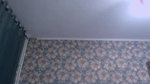 Alice online show from 04-16-26, 03:46