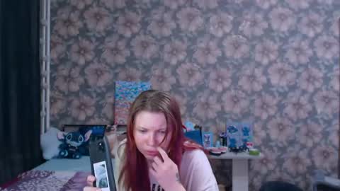 Alice online show from 06-14-26, 07:38