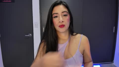 andrea online show from 10-22-25, 01:17