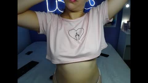 Snapshot of aangel996 chatting on 04-30-26, 03:57 Laura y Angel online show from 04-30-26, 03:57