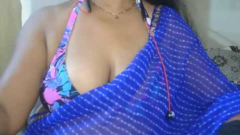 Snapshot of aaradhya_sexy_88 chatting on 09-25-25, 08:18 aaradhya_sexy_88 online show from 09-25-25, 08:18