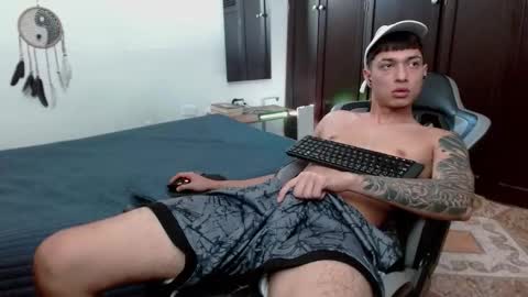 Snapshot of aarman_bannana chatting on 01-05-26, 05:27 aarman online show from 01-05-26, 05:27