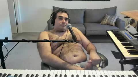 Snapshot of aaroleplayer chatting on 06-18-26, 11:42 Aaron online show from 06-18-26, 11:42
