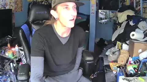Snapshot of aaron111dub chatting on 05-20-26, 02:45 NorCalLongSlong online show from 05-20-26, 02:45